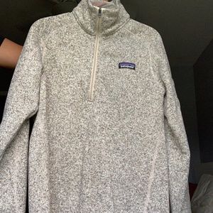 Patagonia half zip fleece